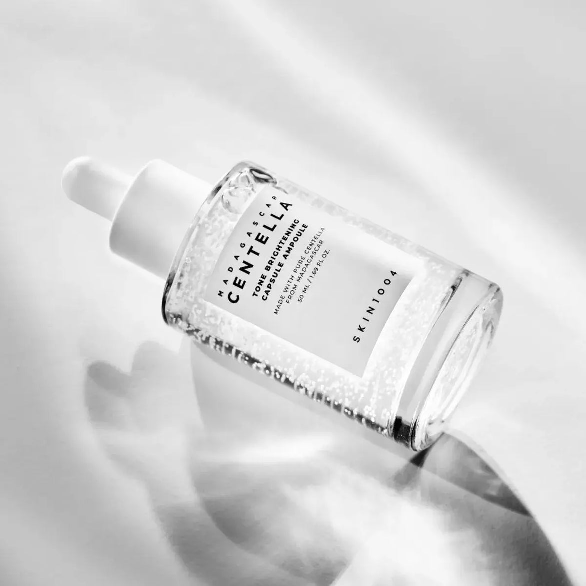 Madagascar Centella Tone Brightening Capsule Ampoule 50ml SKIN1004 Serum 